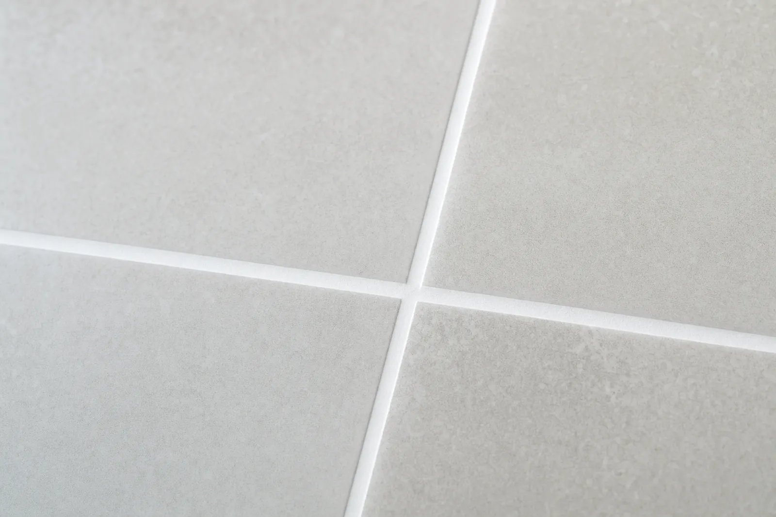 The result of AllState's certified-organic tile & grout cleaning